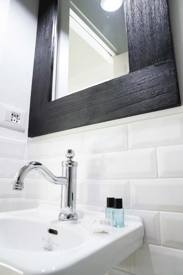 Art Apartment Black & White Suite 피렌체 외부 사진